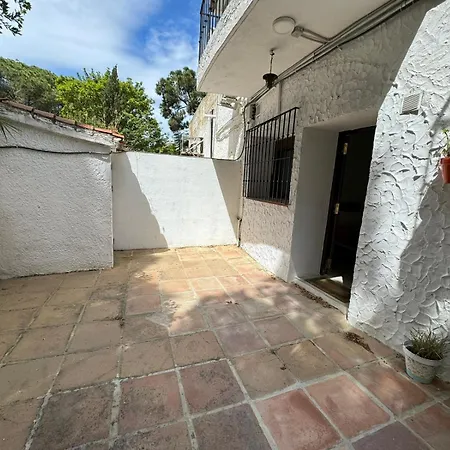 Estudio Con Bano Y Cocina Independiente En Elviria Apartment